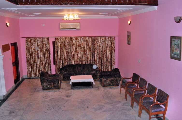 Hotel Devicos Plaza, Sirmour 5